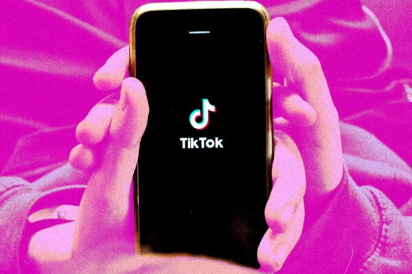 ЕС запретил монетизацию TikTok